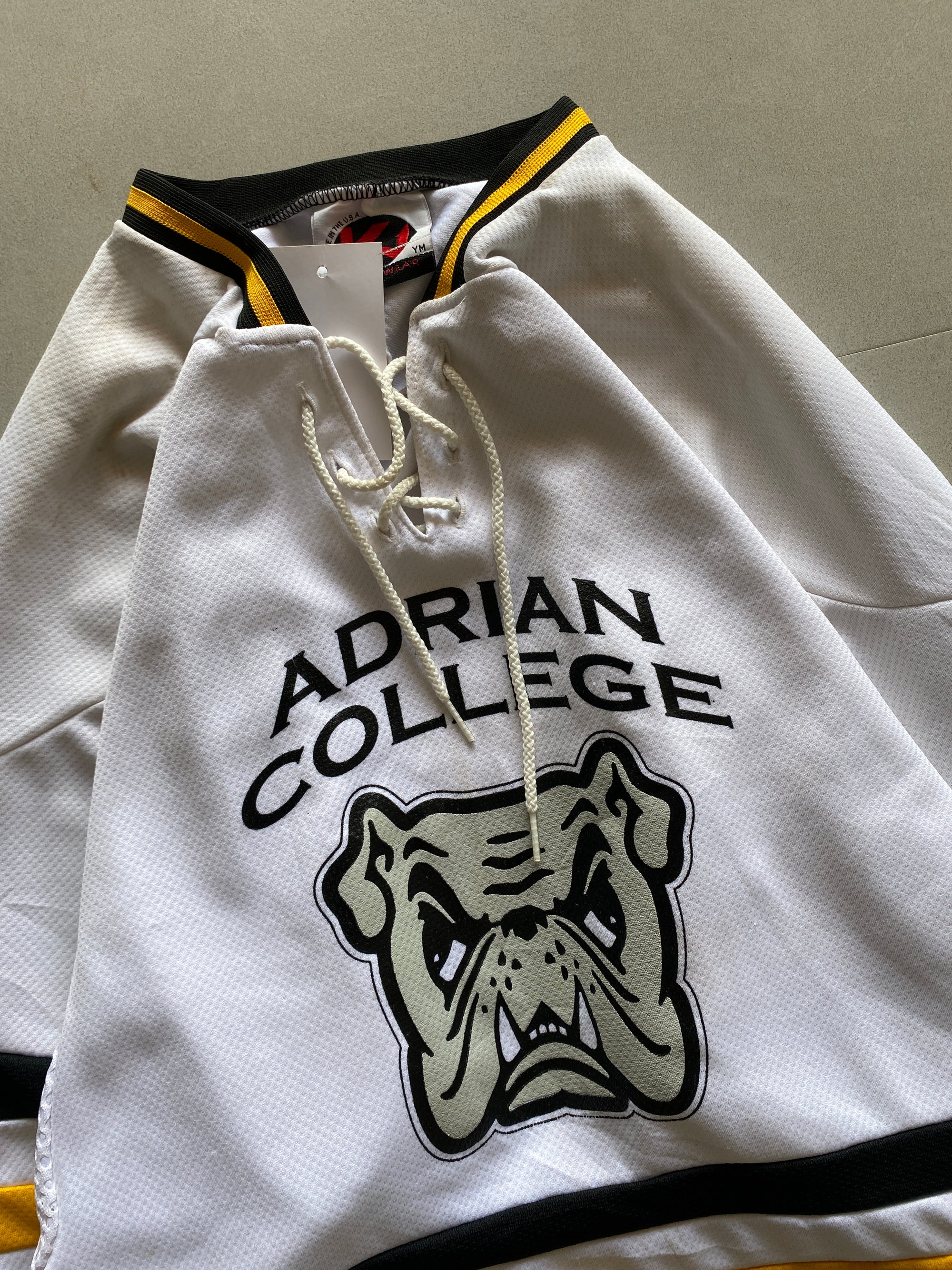 VINTAGE HOCKEY JERSEY - M