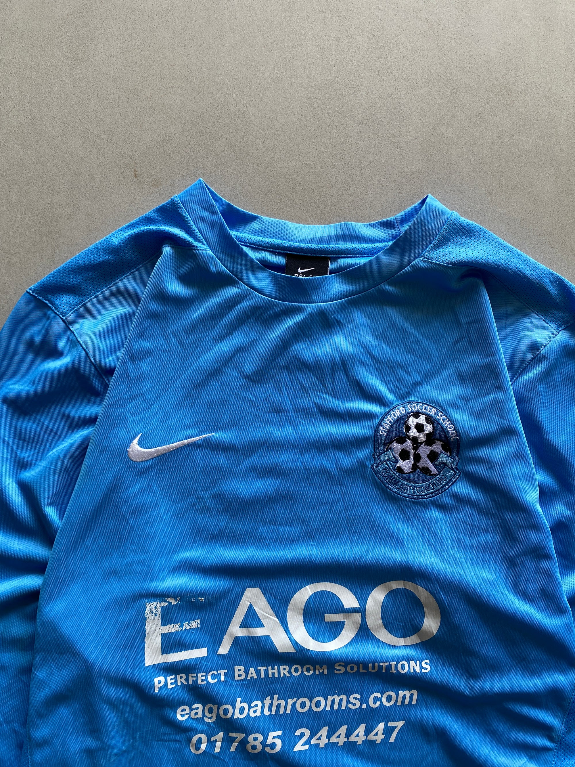 NIKE DRI-FIT TEE - M