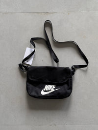 NIKE CROSS BODY BAG