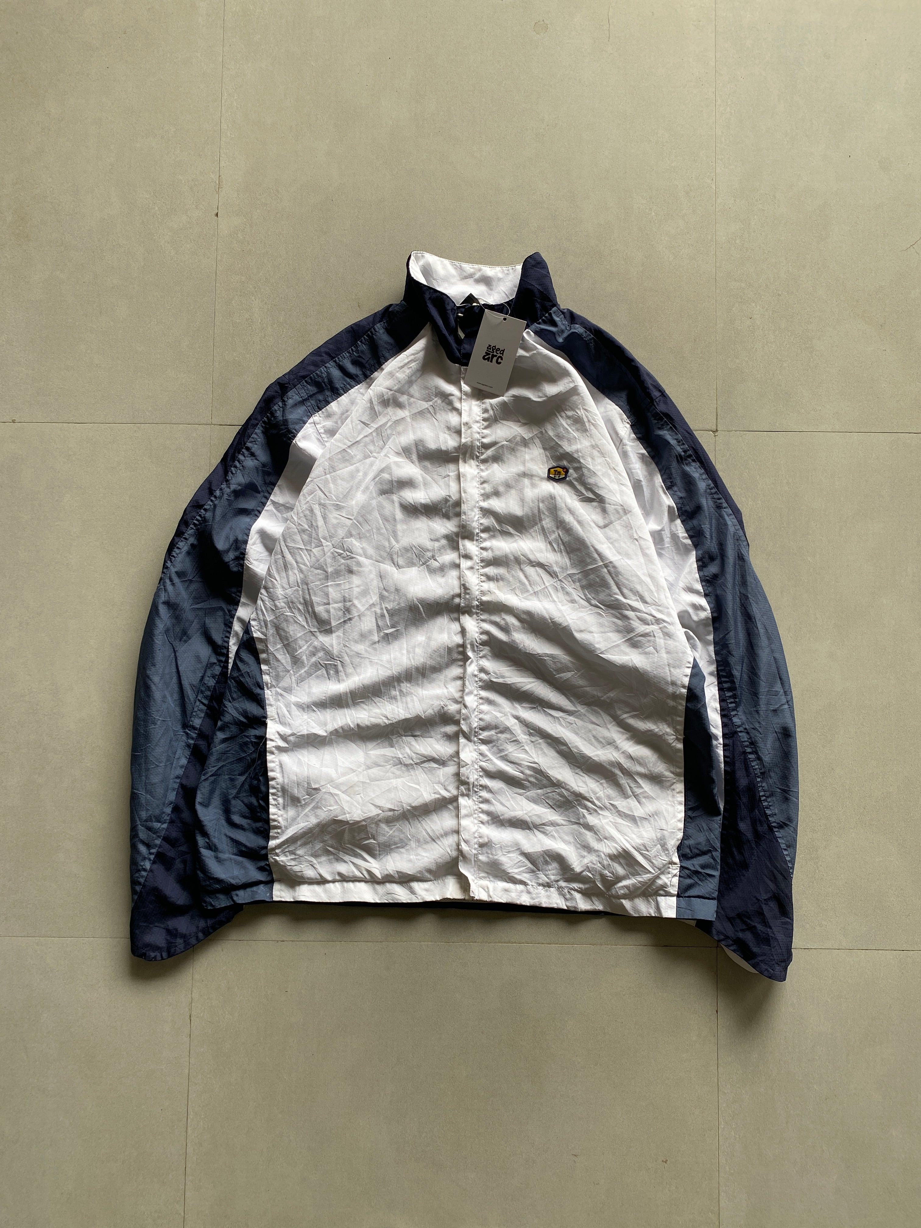 NIKE TN TUNED AIR JACKET - L – Aged Arc