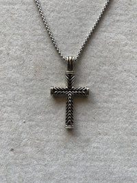 CROSS PENDANT CHAIN