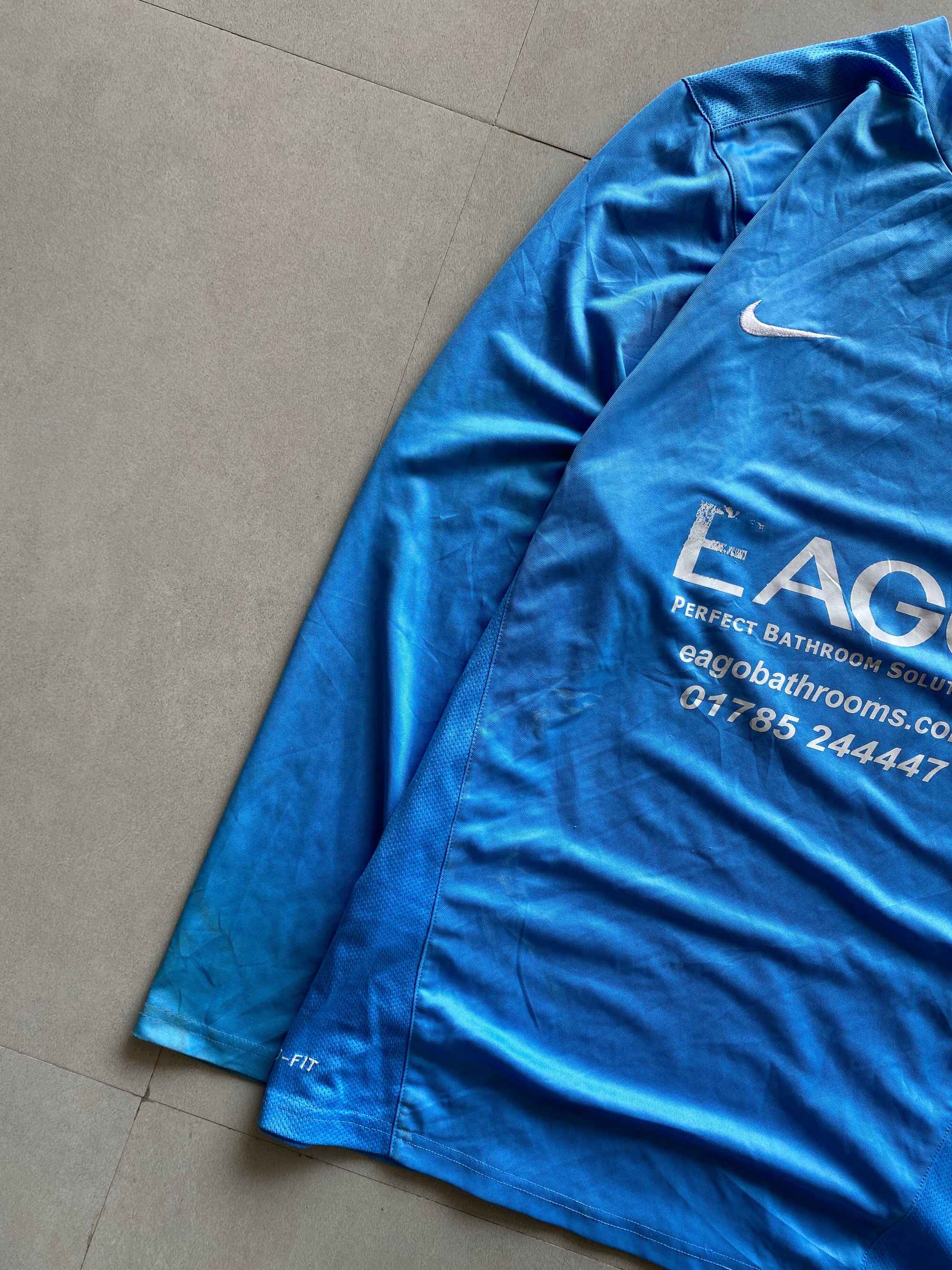 NIKE DRI-FIT TEE - M