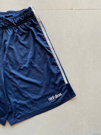 ADIDAS STRIPED SHORTS - M