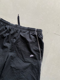 NIKE SHORTS - S