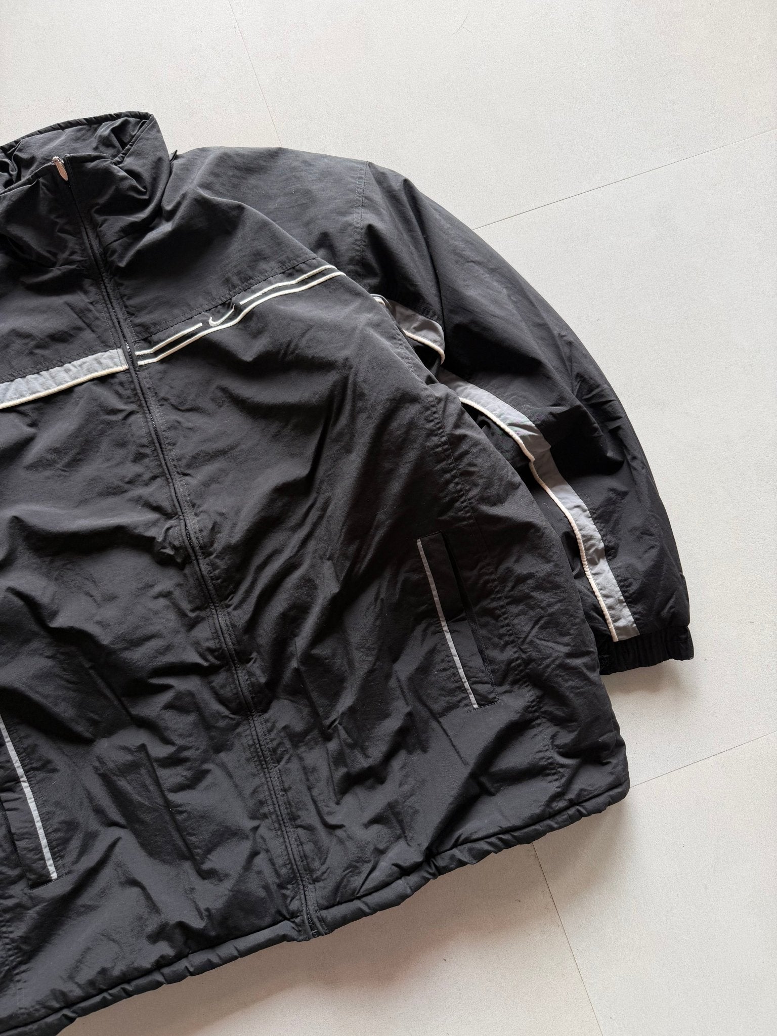 00S NIKE HEAVY JACKET - XXL - Aged Arc
