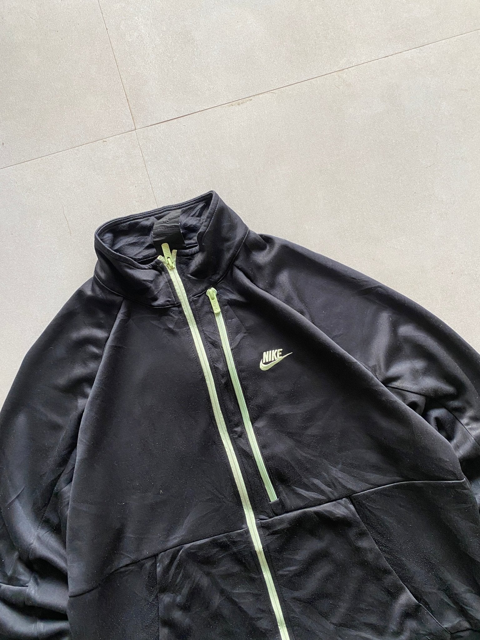 00s NIKE JACKET - XL - Aged Arc