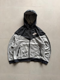 NIKE HOODED JACKET - M