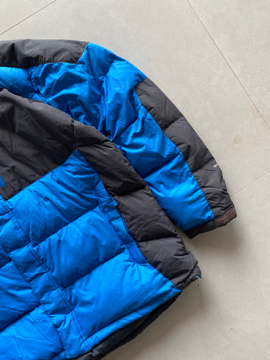 THE NORTH FACE HYVENT 700 PUFFER JACKET - XL