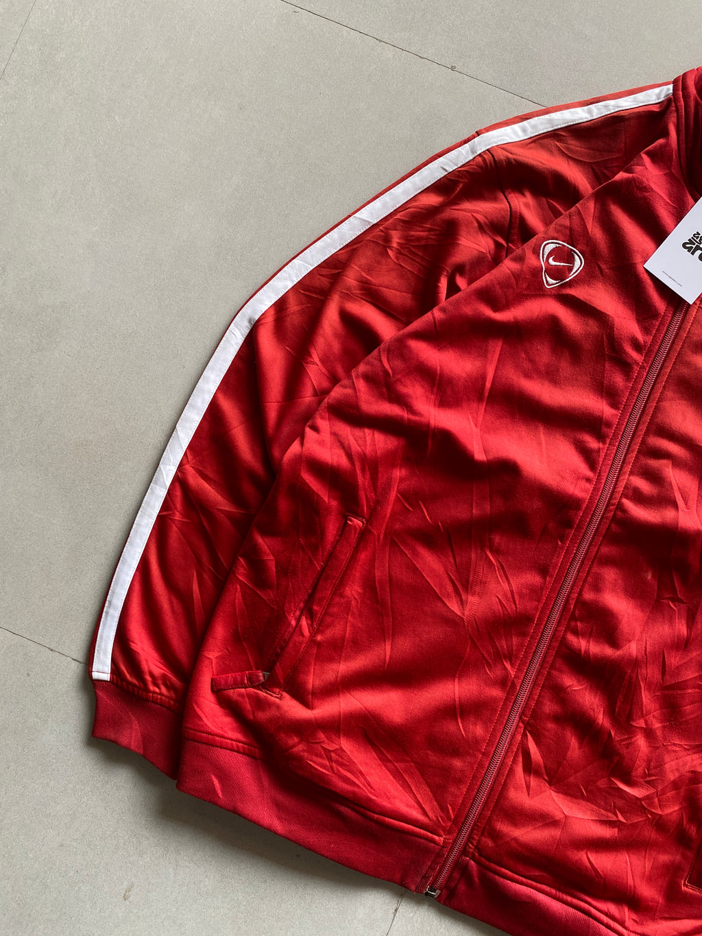 VINTAGE NIKE JACKET - M