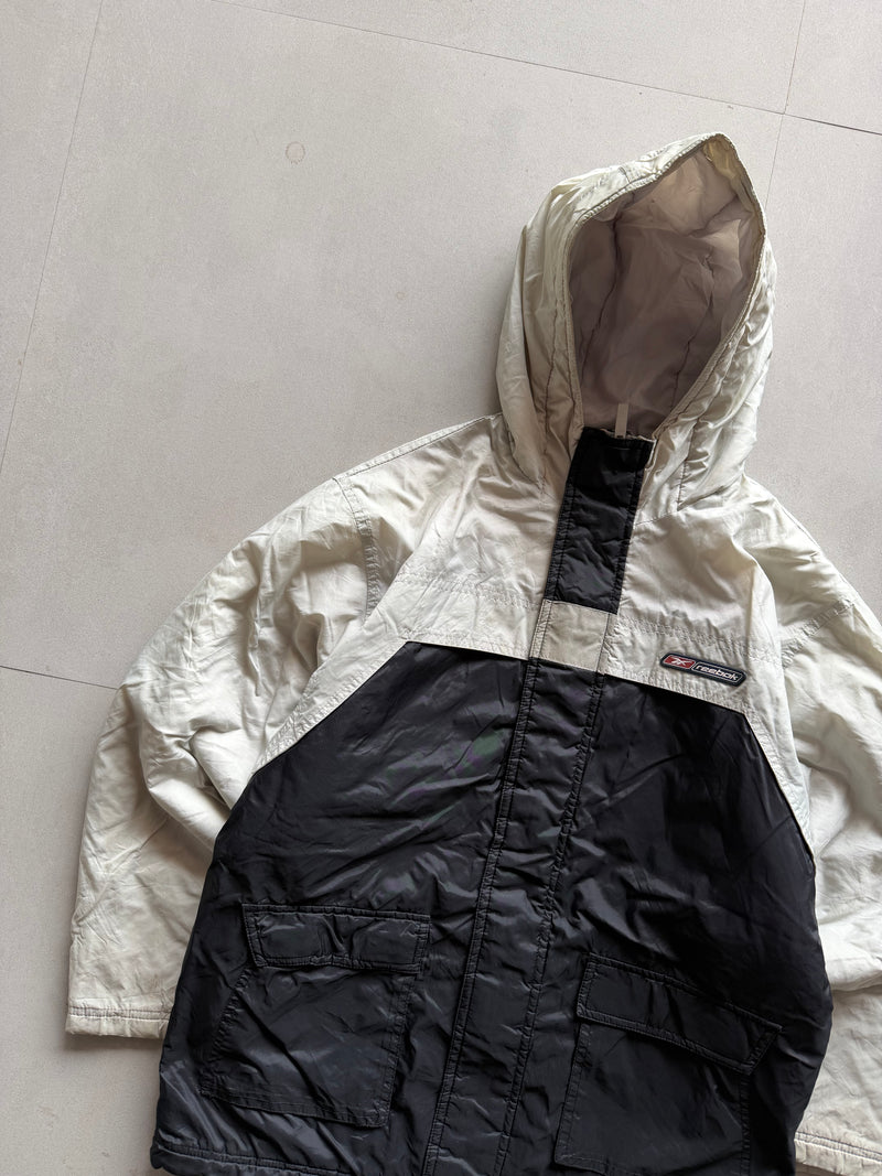 REEBOK PUFFER JACKET - M