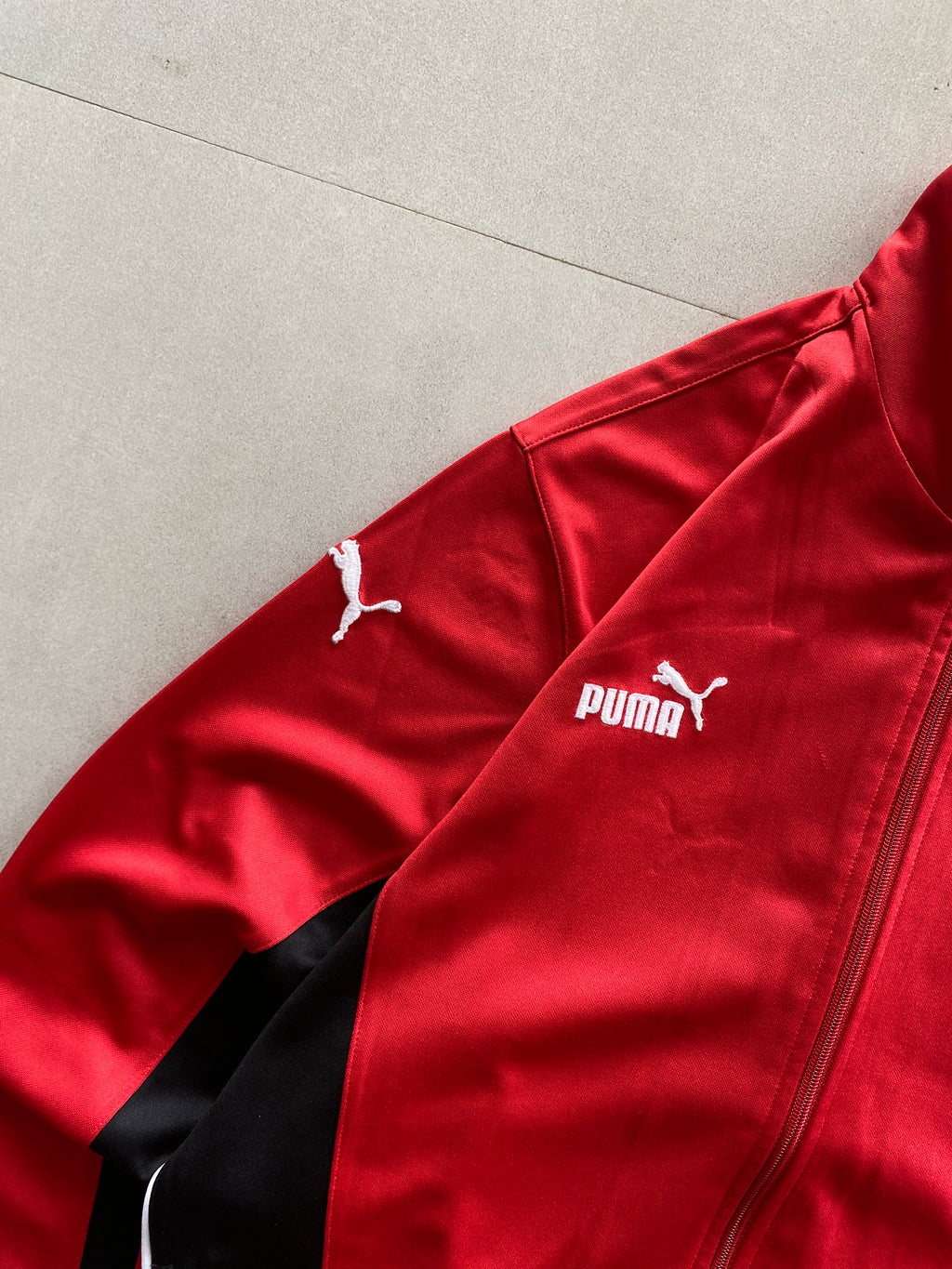 VINTAGE PUMA JACKET - M