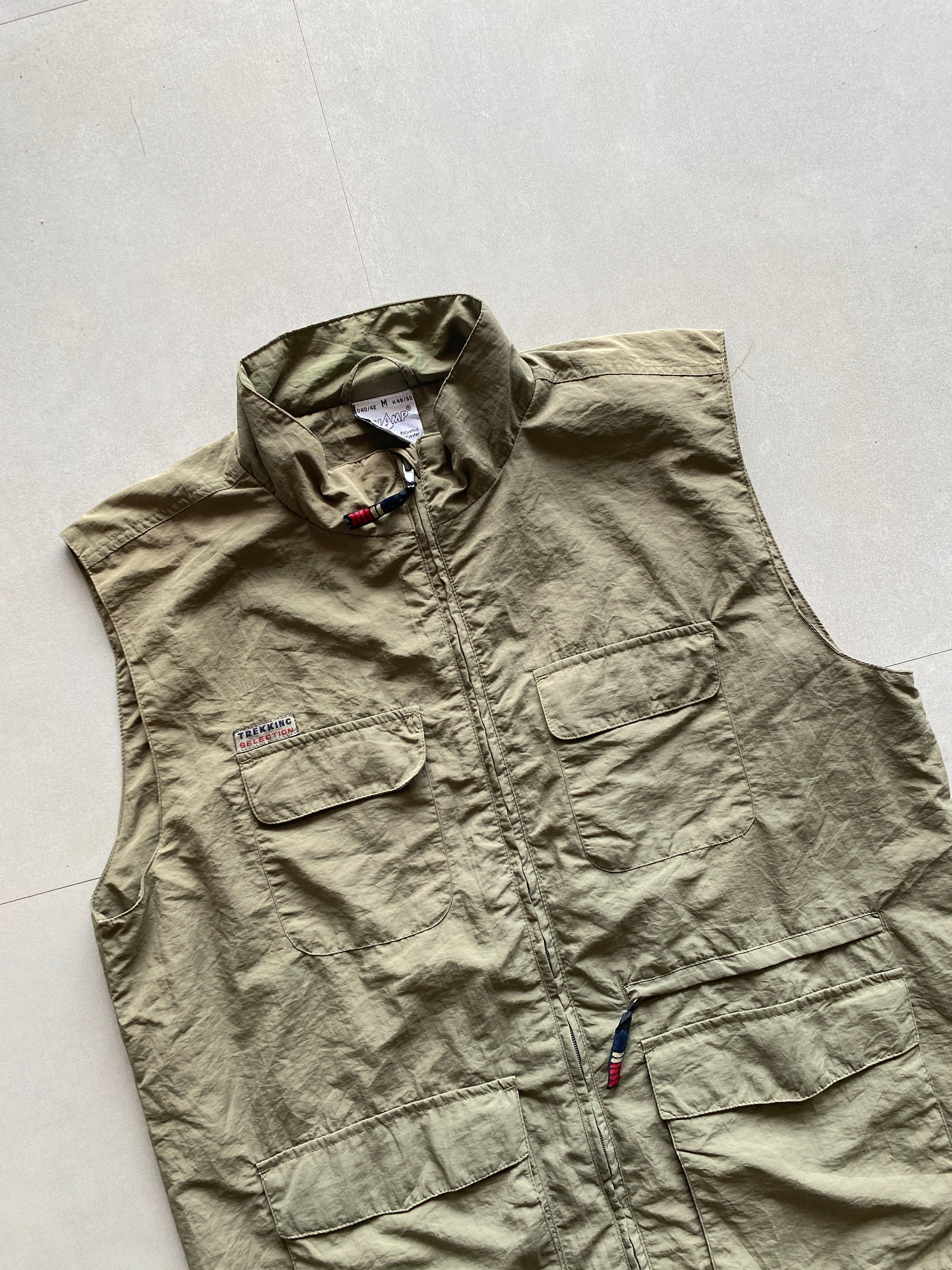 SLEEVELESS JACKET - XL