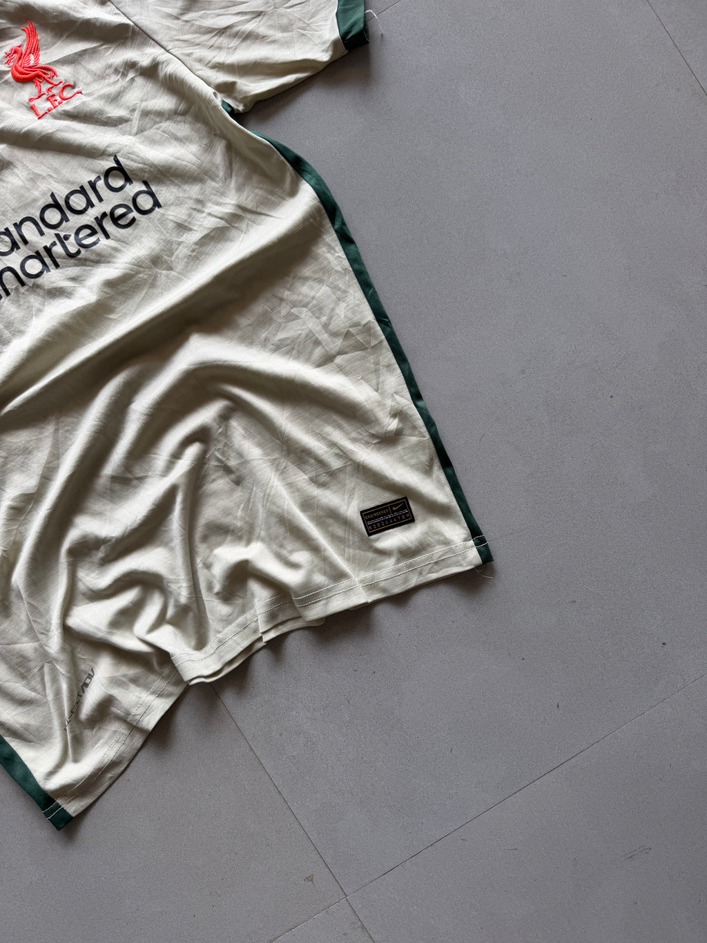 2021 NIKE LIVERPOOL JERSEY - M