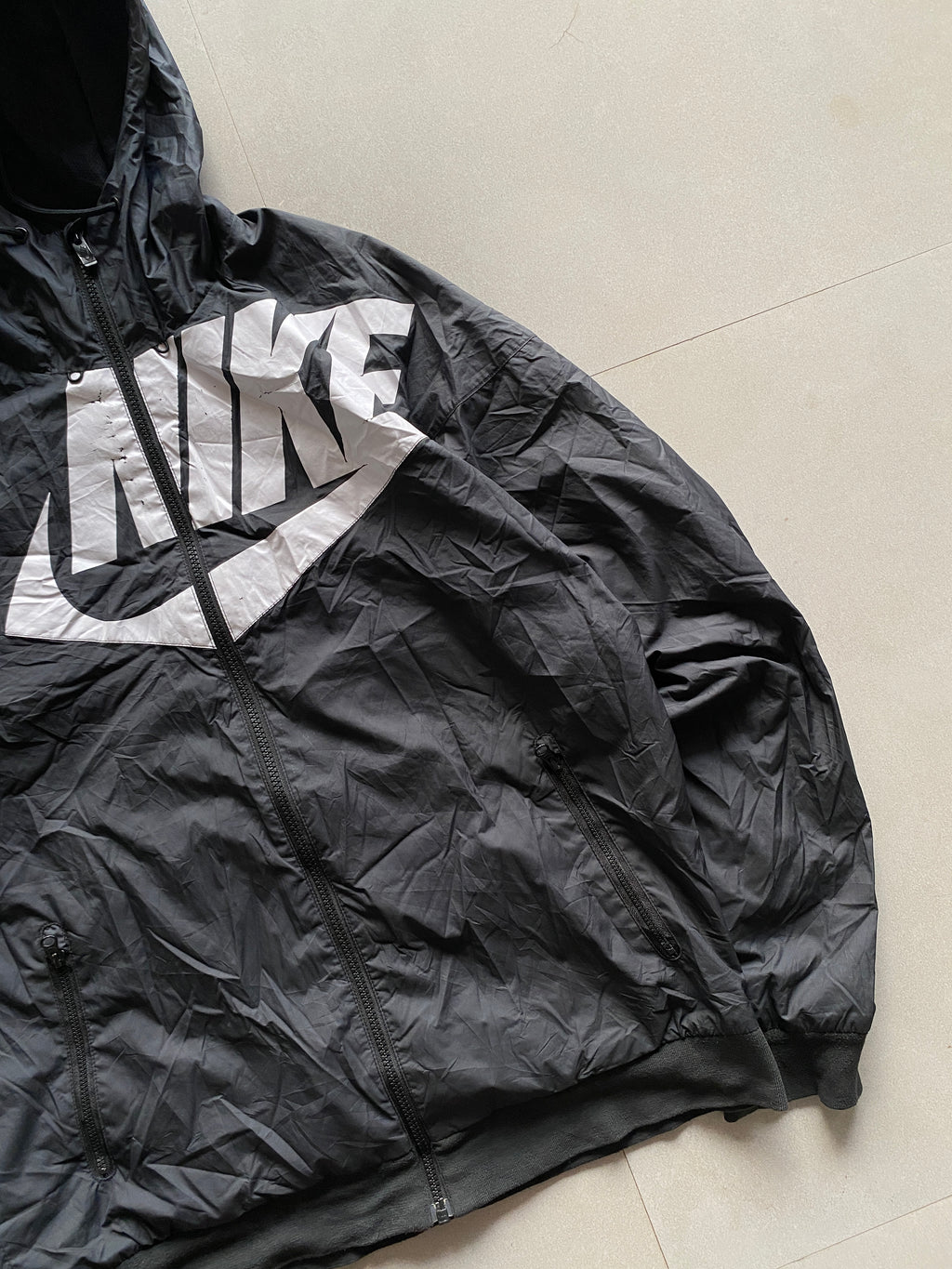 NIKE BIG LOGO JACKET - L