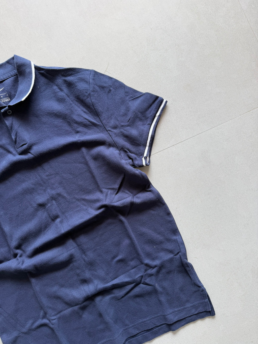 NIKE POLO TEE - XS