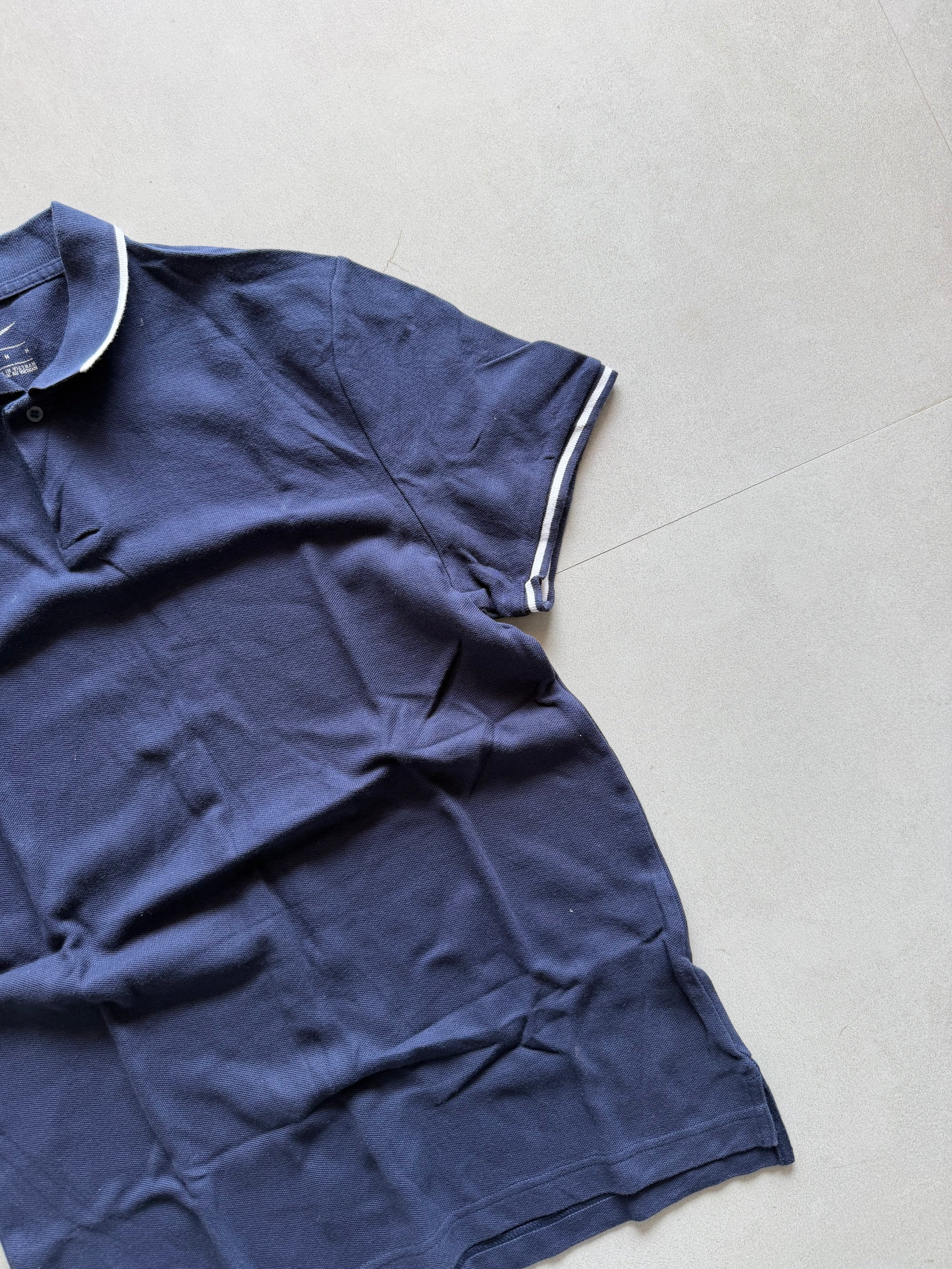 NIKE POLO TEE - XS