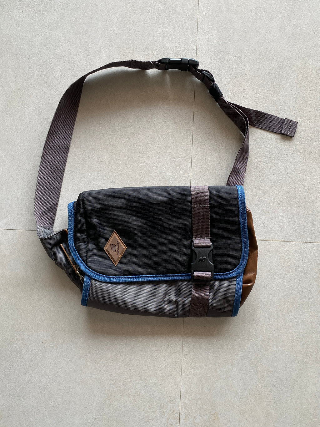 NEW BALANCE SHOULDER BAG