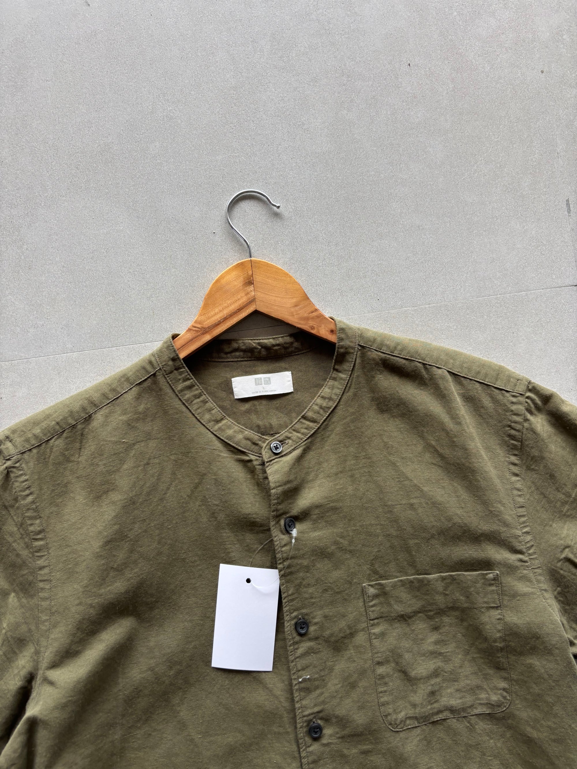 UNIQLO PURE LINEN HALF SLEEVE SHIRT - M