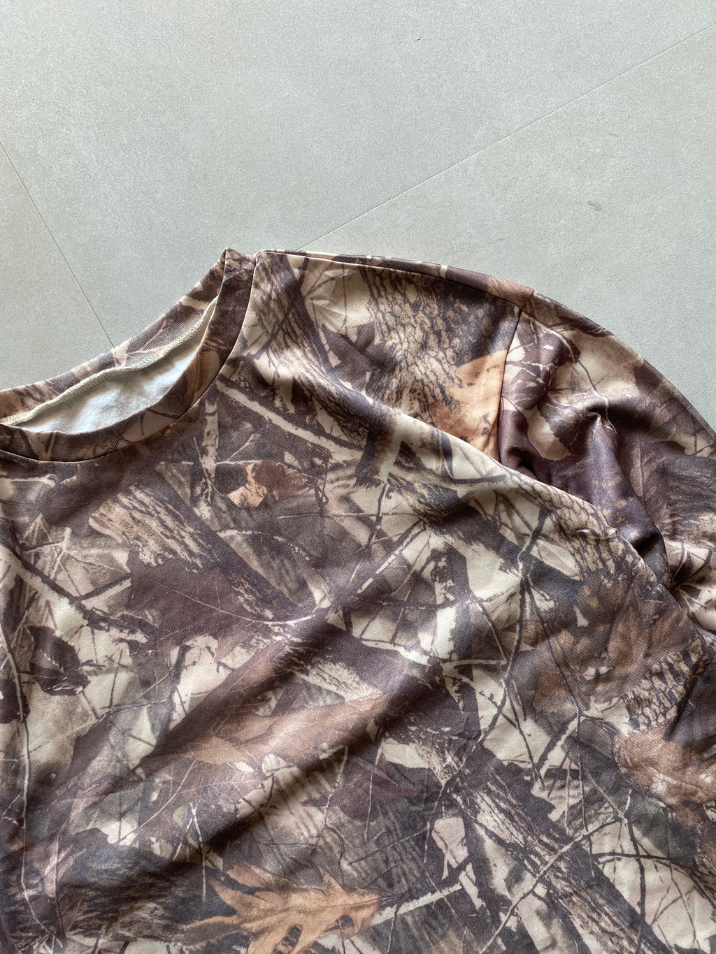 VINTAGE REALTREE CAMO SWEAT SHIRT - M