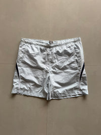 00S NIKE SHORTS - XL