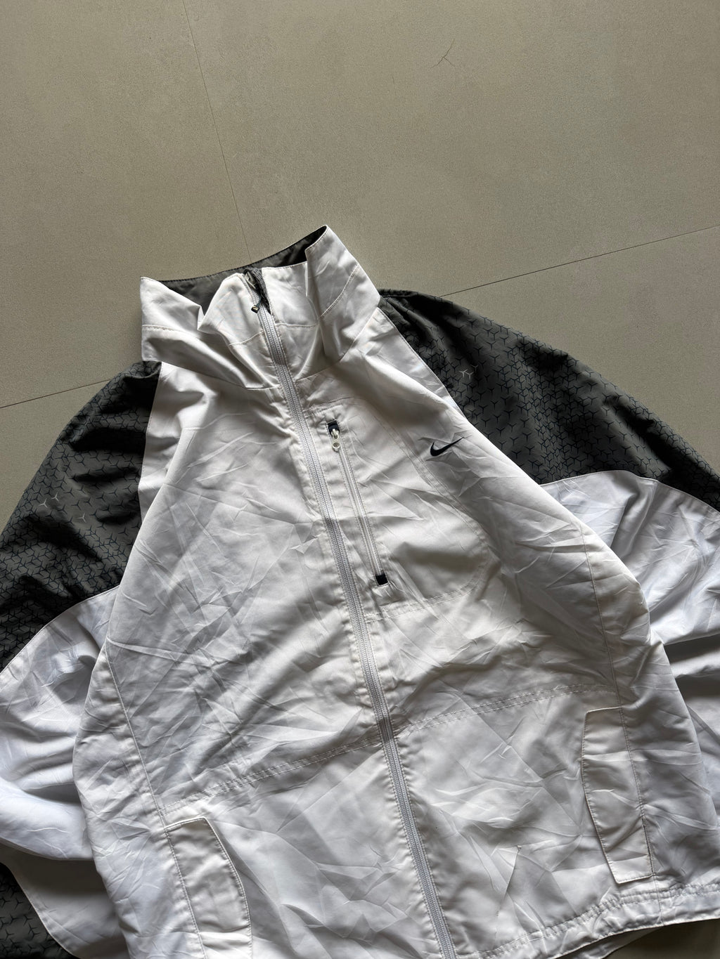 00S NIKE JACKET - L