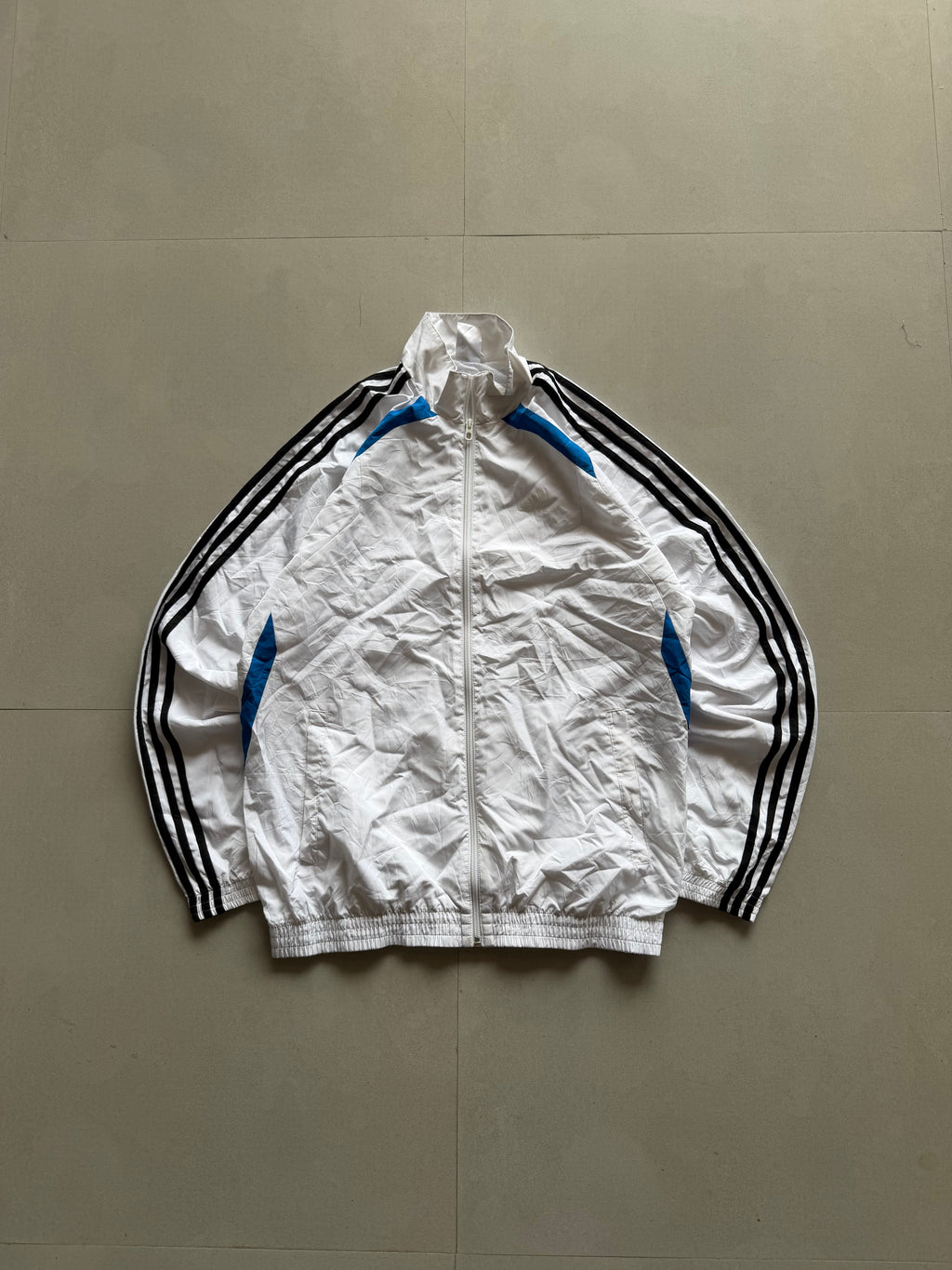 VINTAGE ADIDAS STRIPED JACKET - M