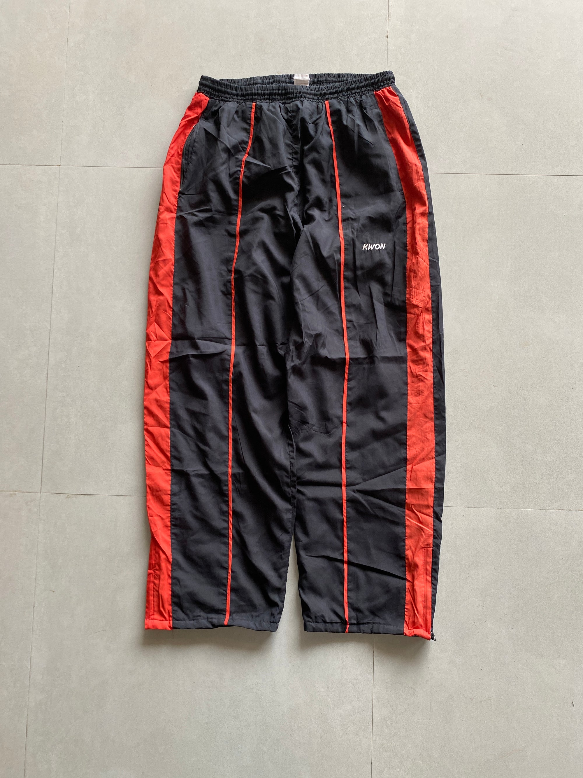 KWON BAGGY TRACK PANT - M