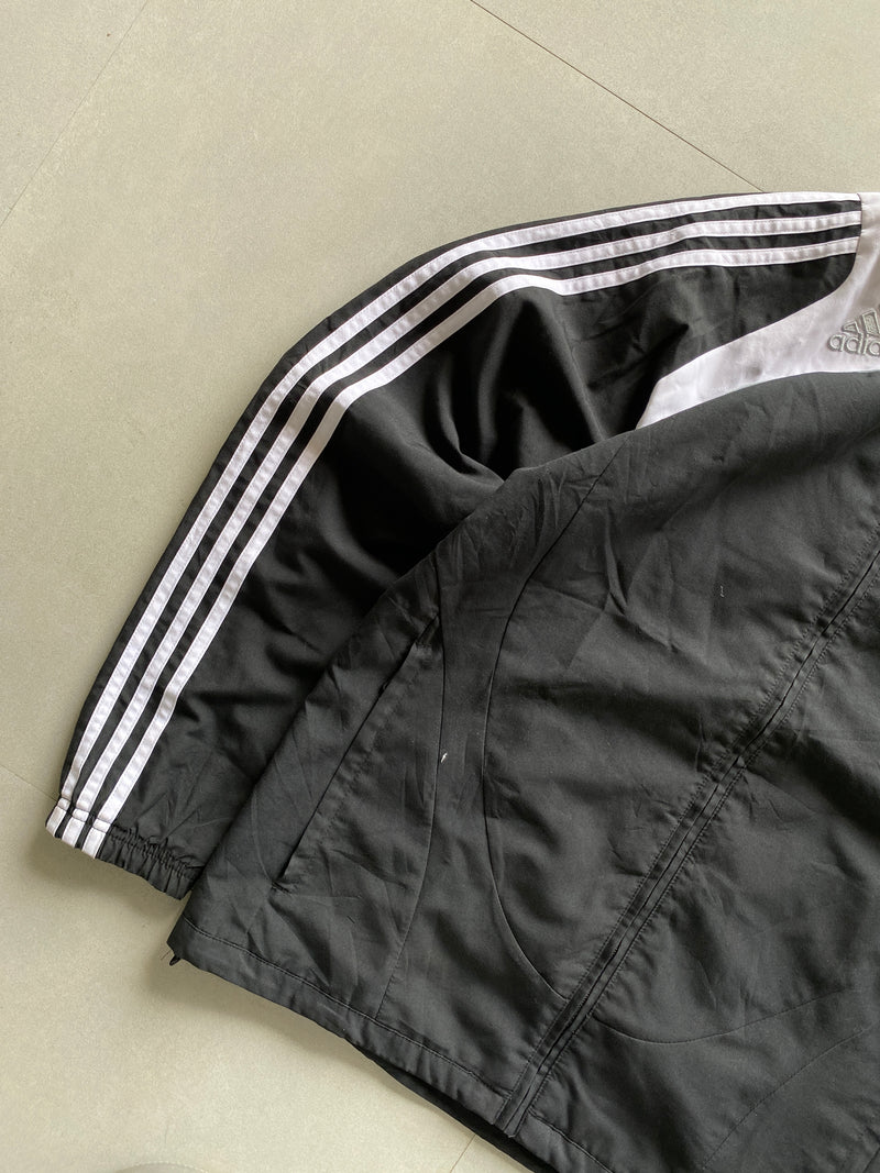 VINTAGE ADIDAS STRIPED JACKET -M