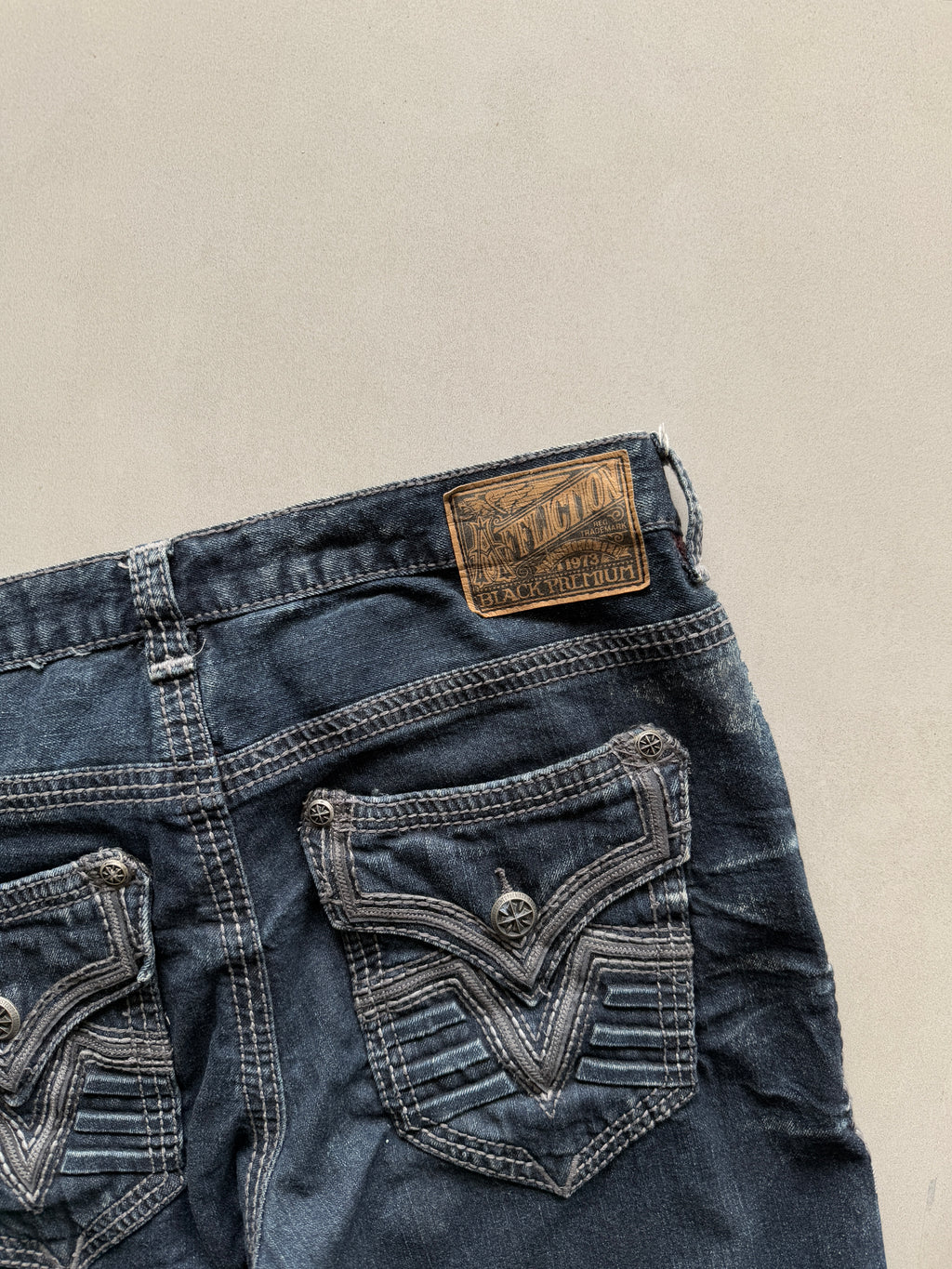 AFFLICTION DENIM - S
