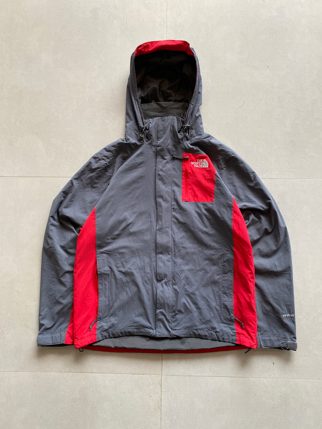 THE NORTH FACE HOODED HYVENT JACKET - M