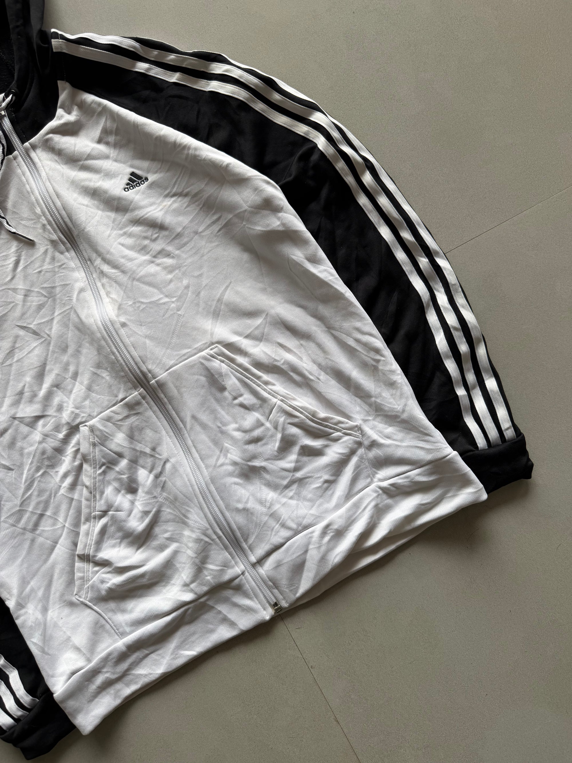 ADIDAS STRIPED HOODED JACKET - M