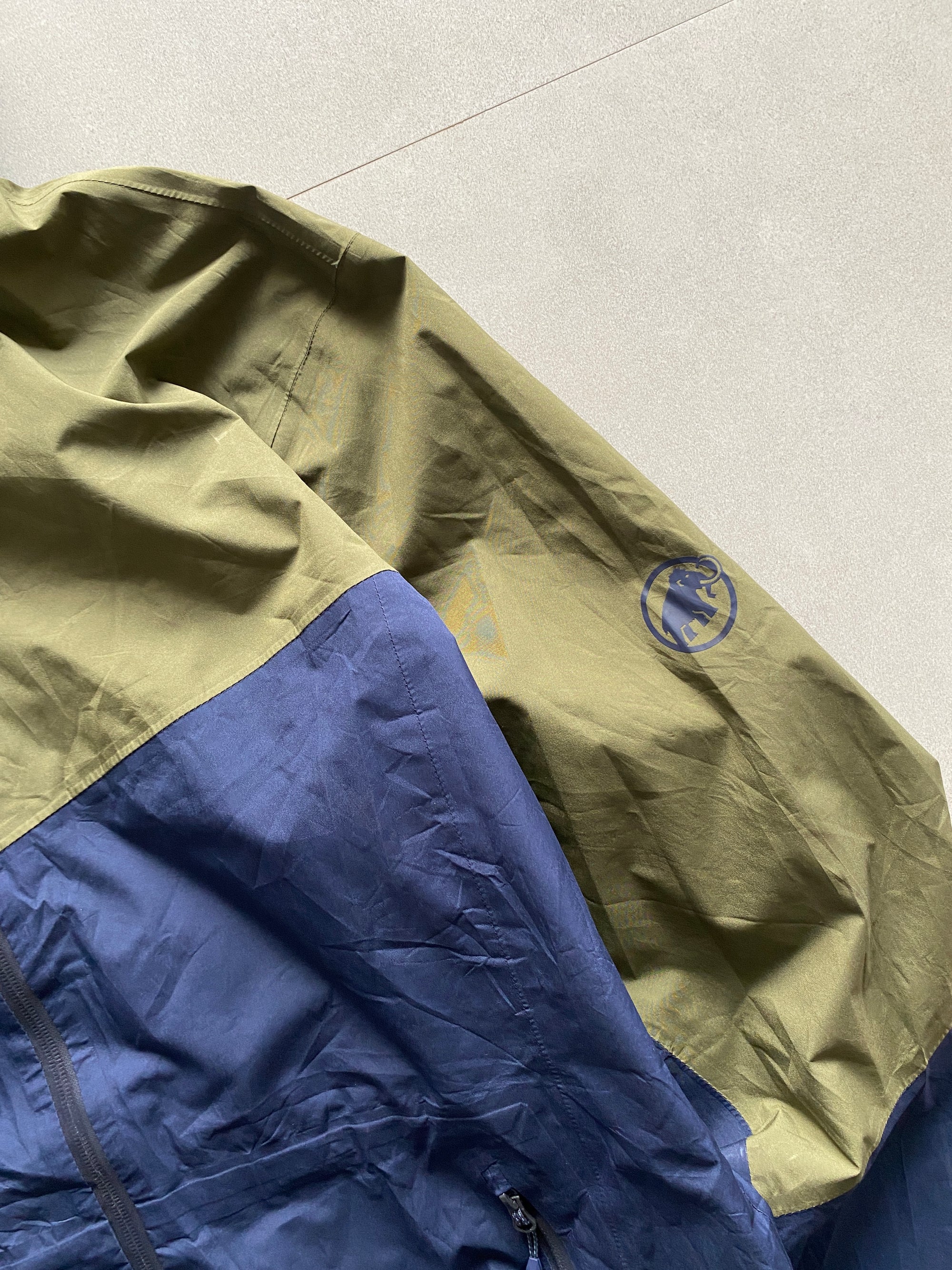 MAMMUT HOODED TREKKING JACKET - L