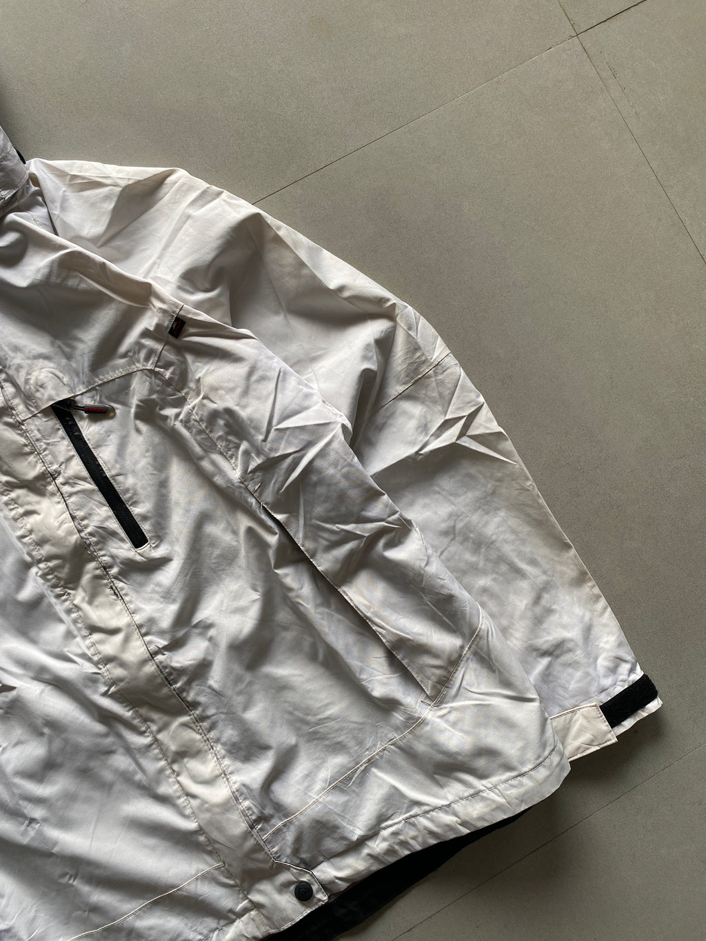 HOODED TREKKING JACKET - L