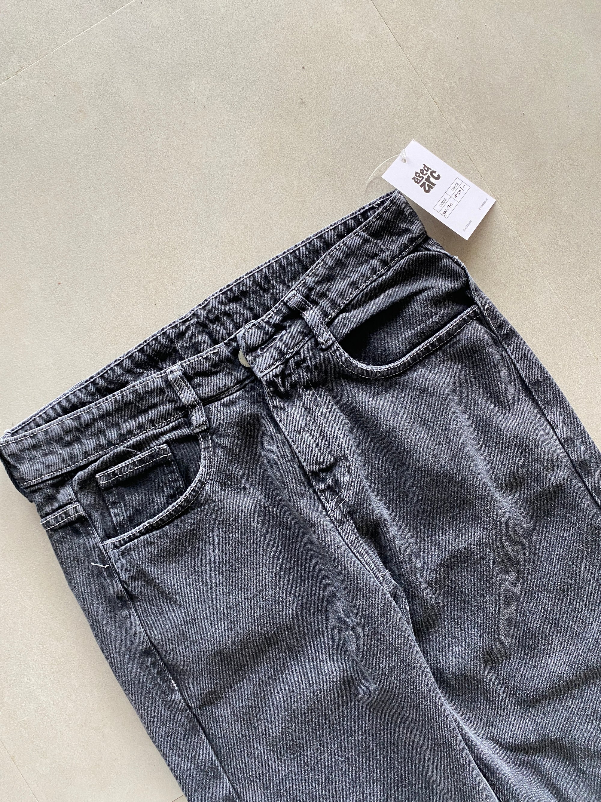 STRIGHT FIT DENIM - M