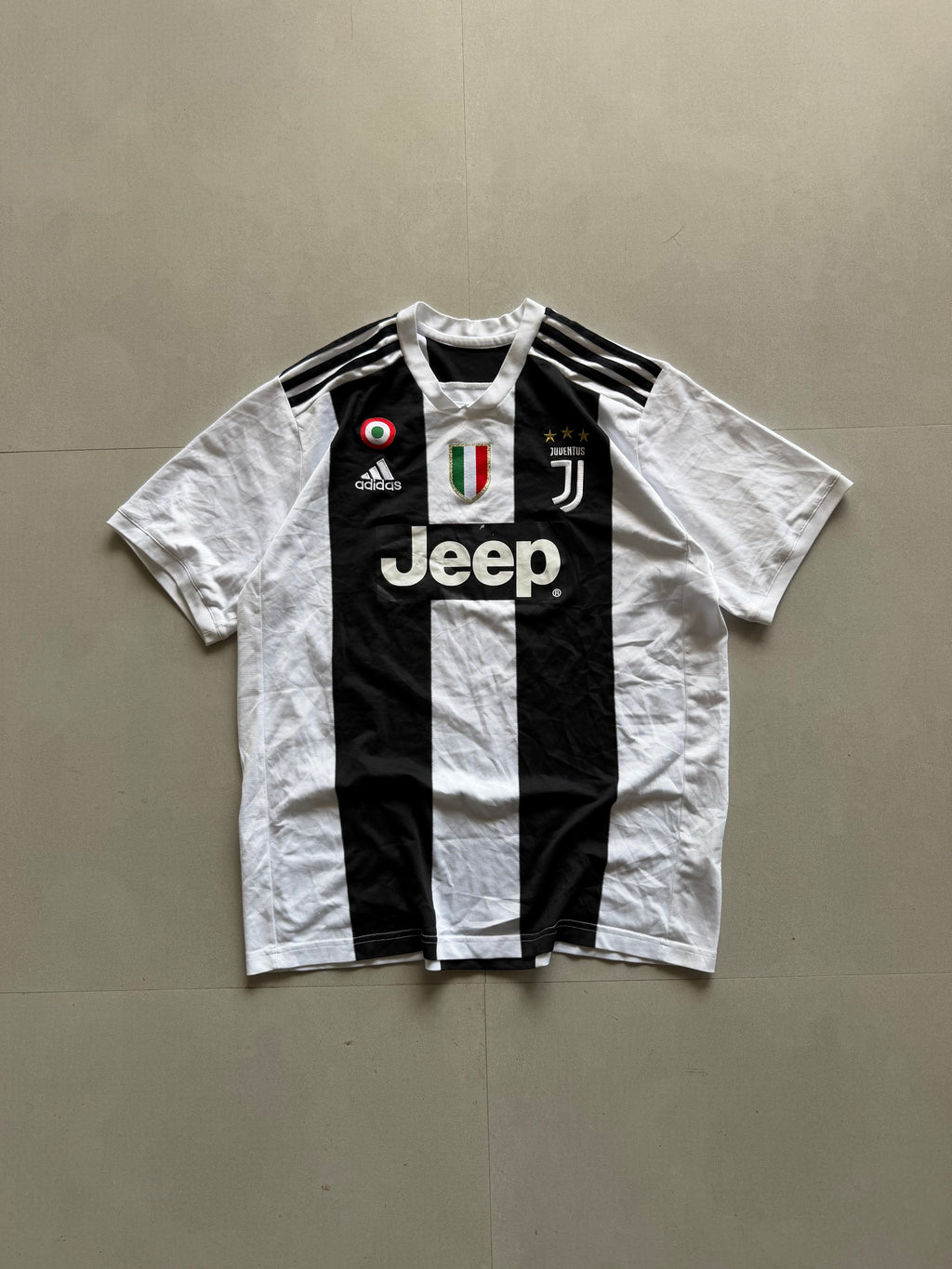 2018 ADIDAS JUVENTUS JERSEY - L