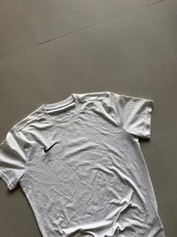 VINTAGE NIKE TEE - MISSING