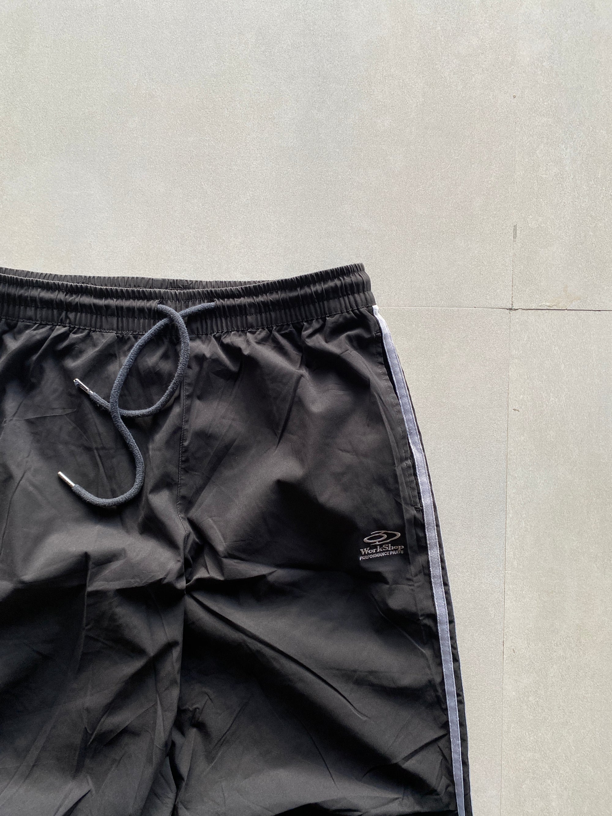 ADIDAS STRIPED TRACK PANT - M