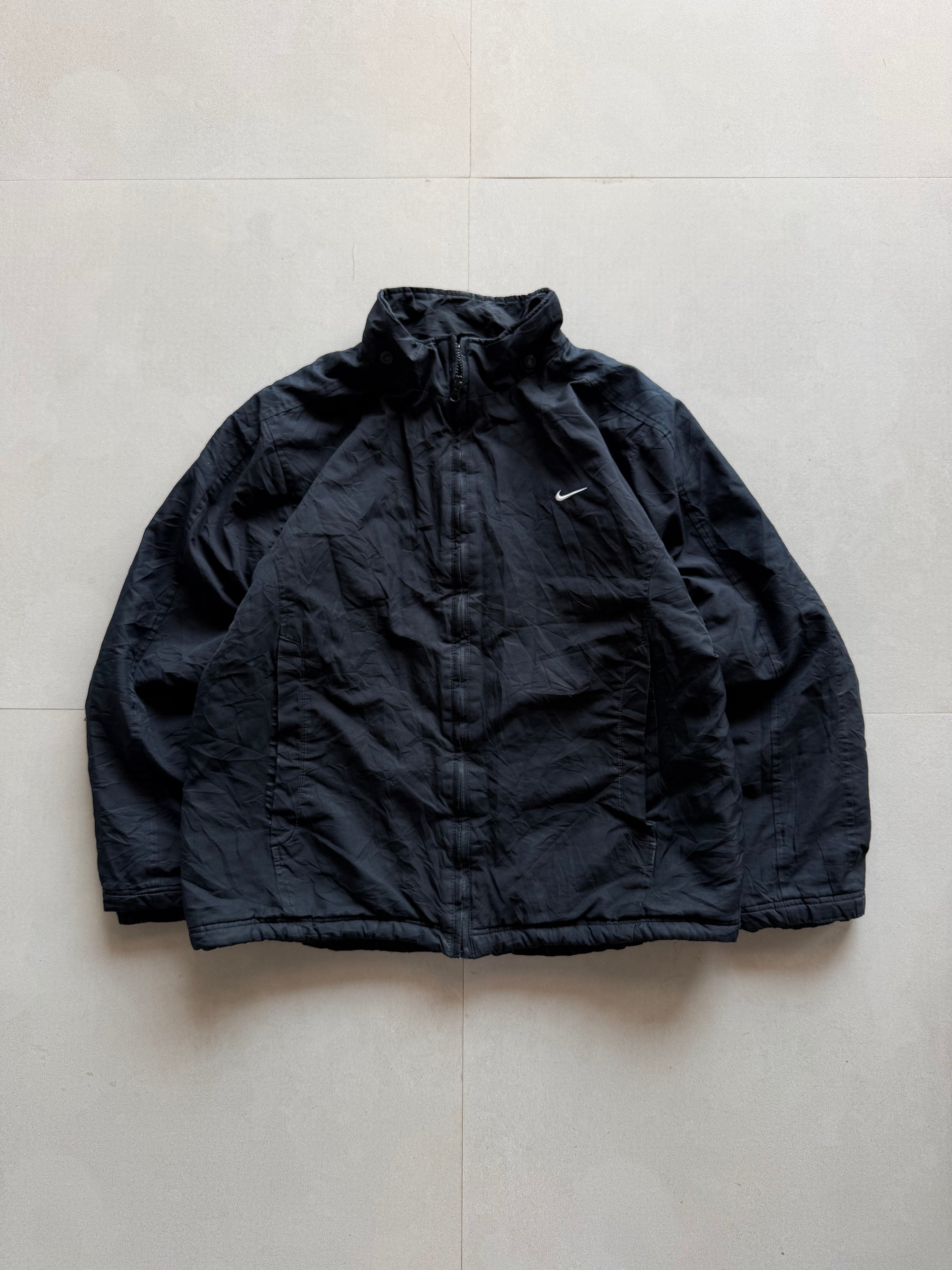 NIKE BIG LOGO HEAVY JACKET - L