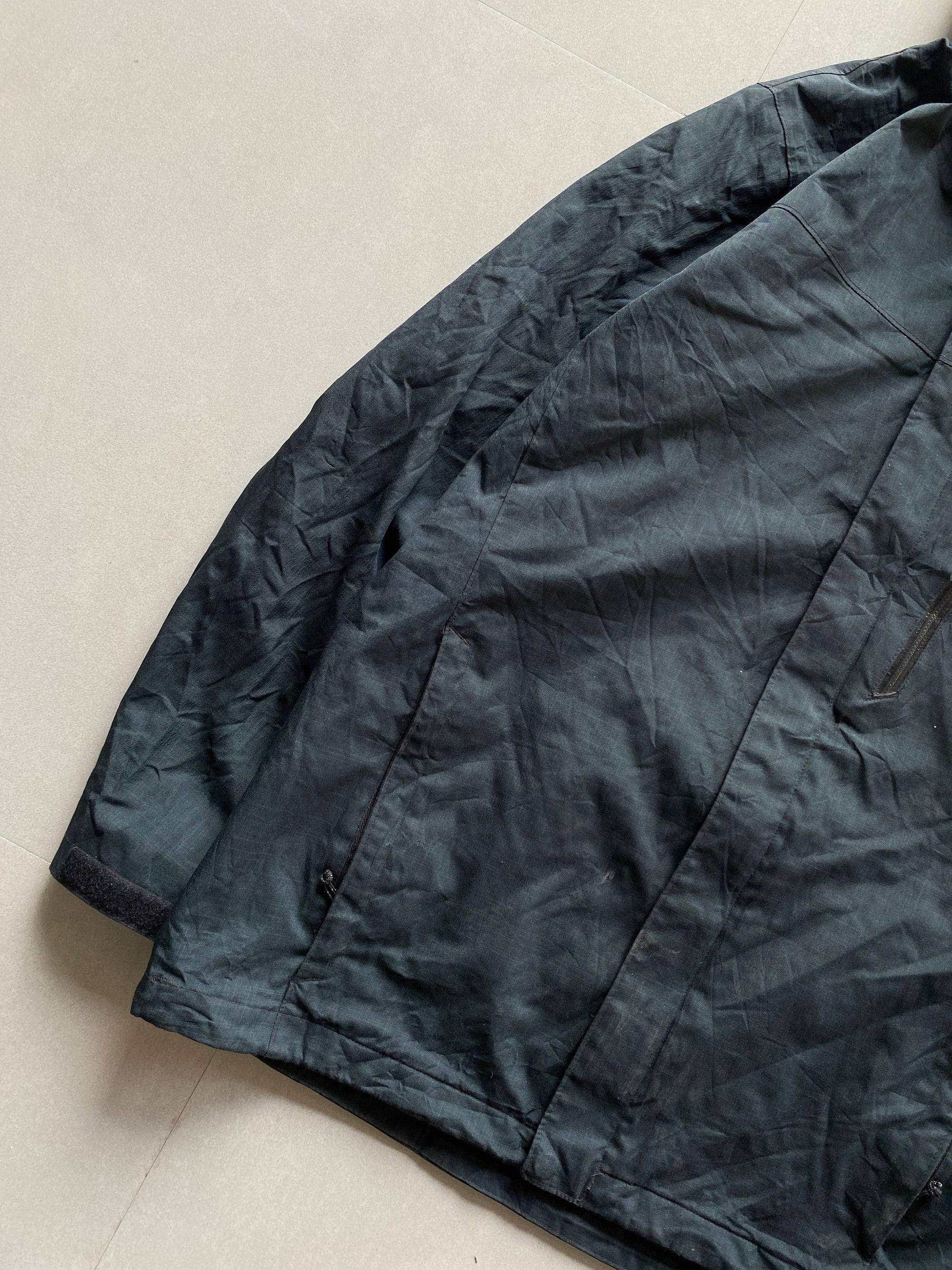 COLUMBIA HOODED JACKET - L