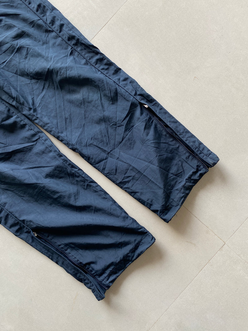 NIKE BAGGY TRACK PANT - M