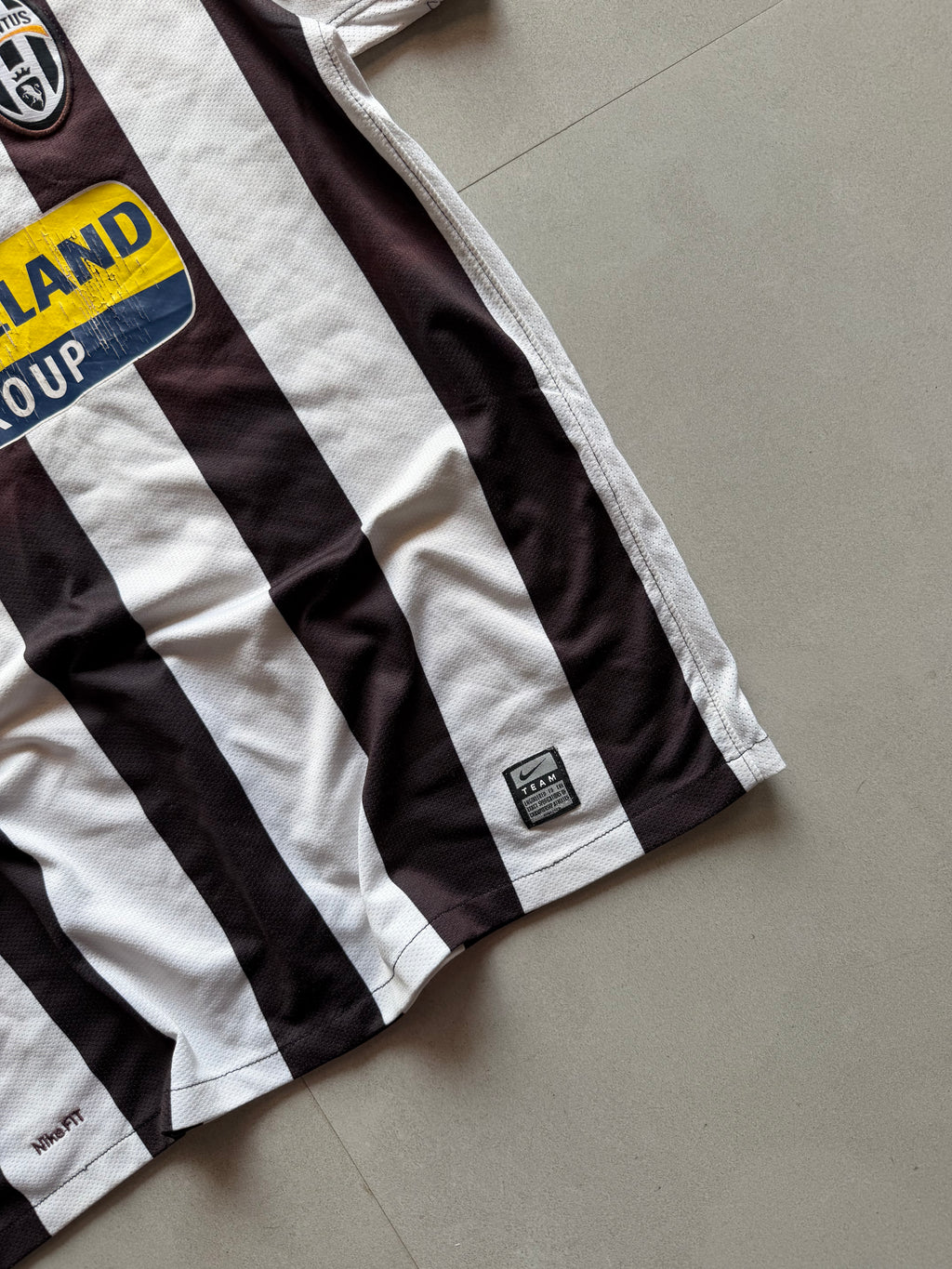 2009 NIKE JUVENTUS JERSEY - M