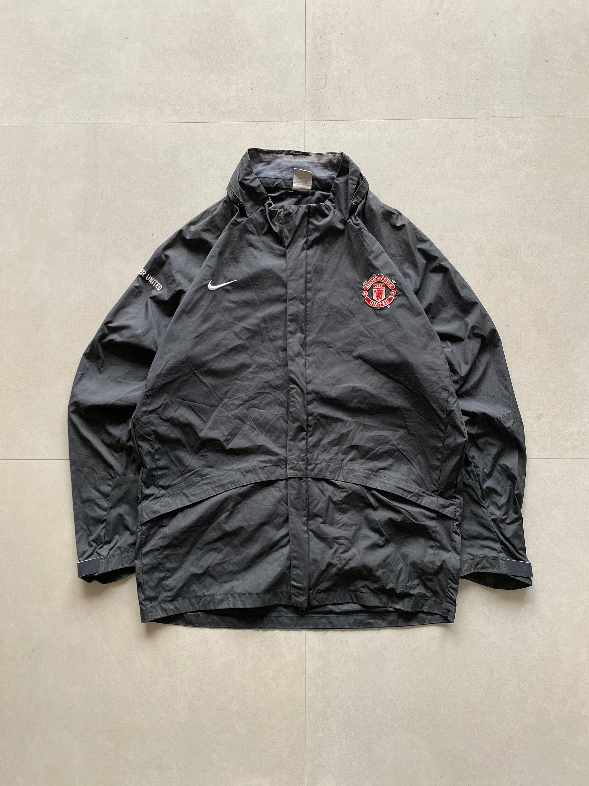 VINTAGE NIKE MANCHESTER UNITED JACKET - L