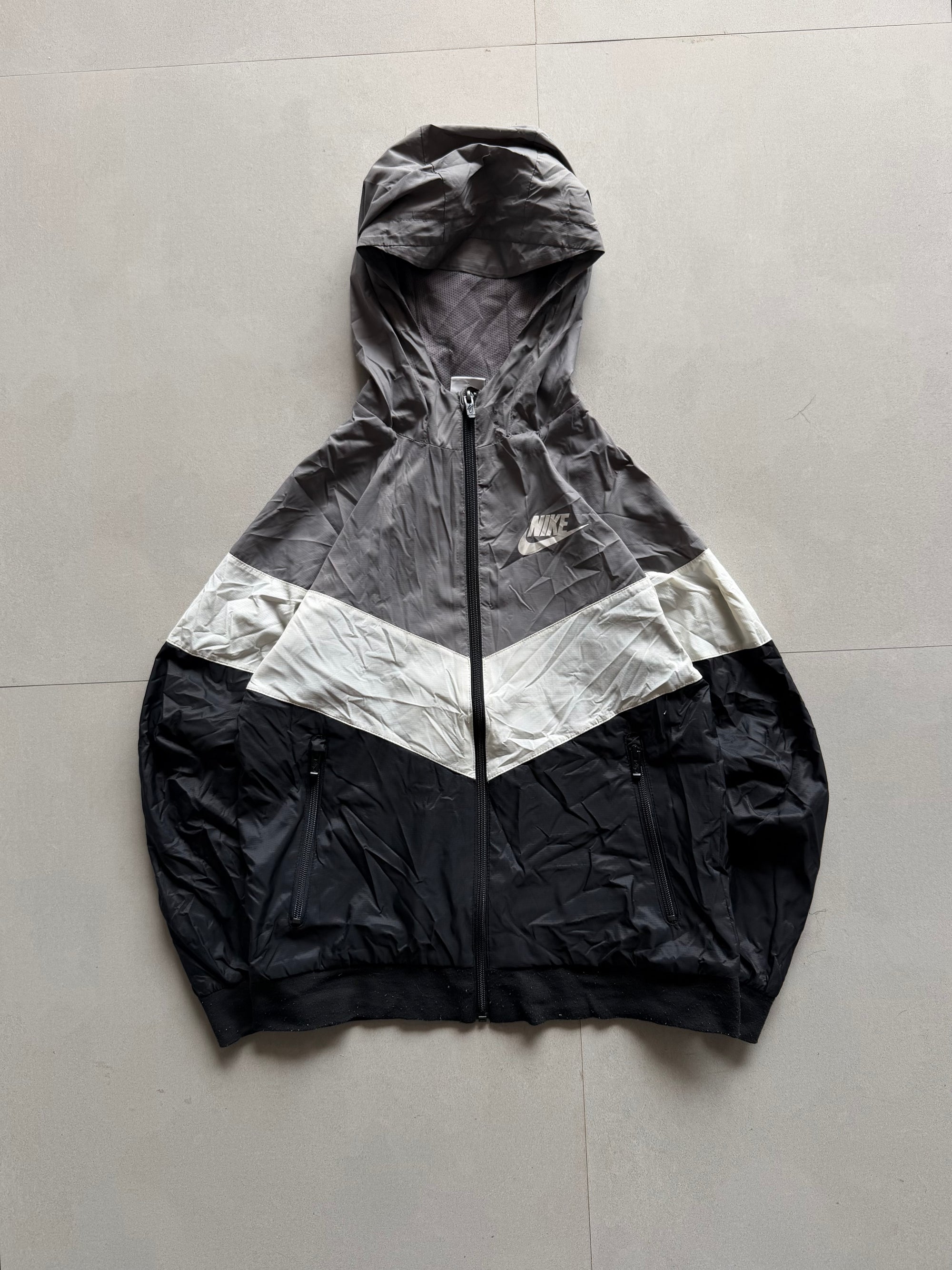 NIKE BIG LOGO HOODED JACKET - XS
