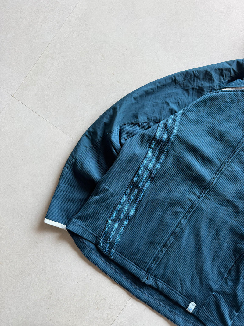 ADIDAS STRIPED HOODED JACKET - M