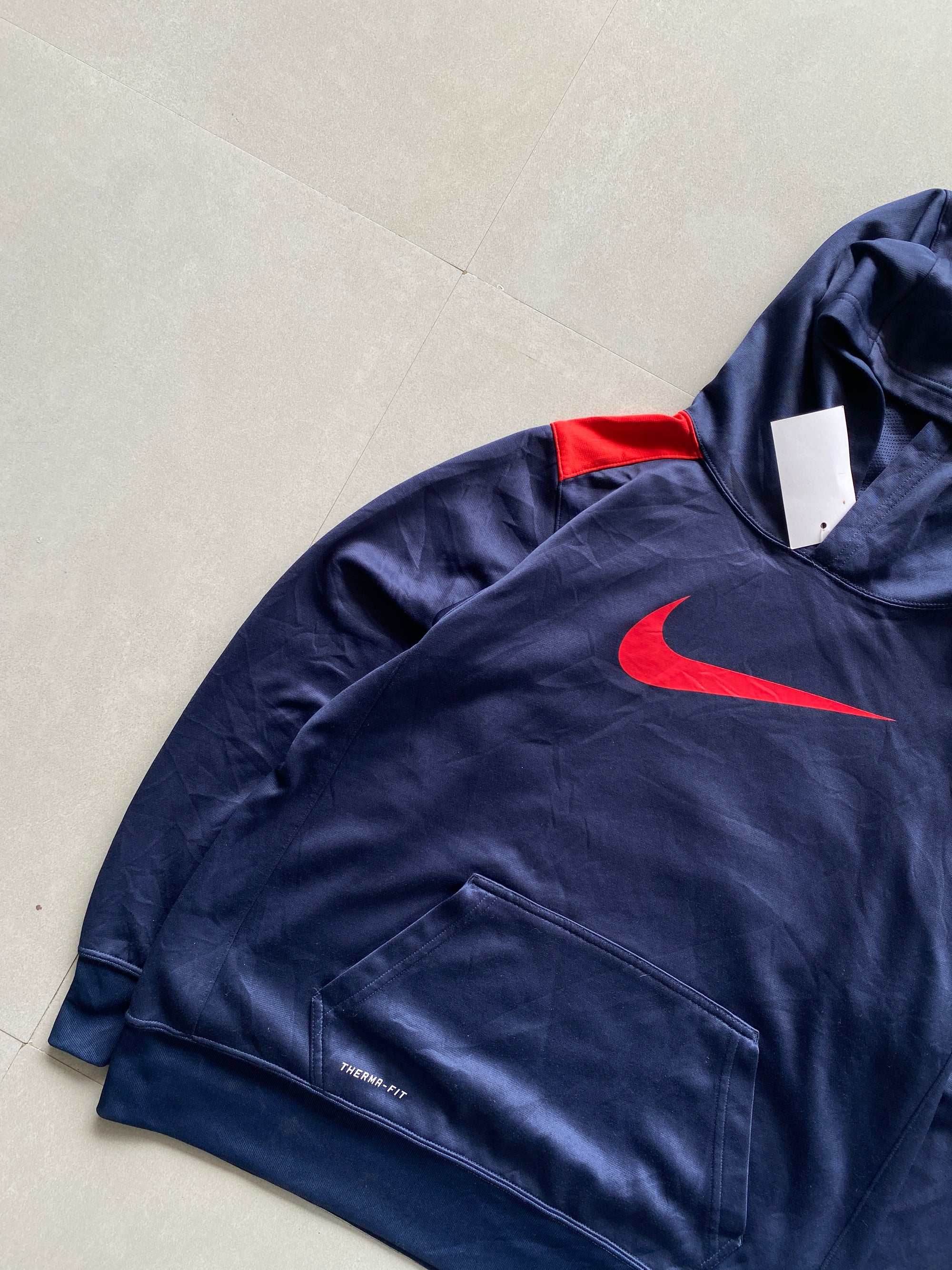 NIKE HOODIE - M