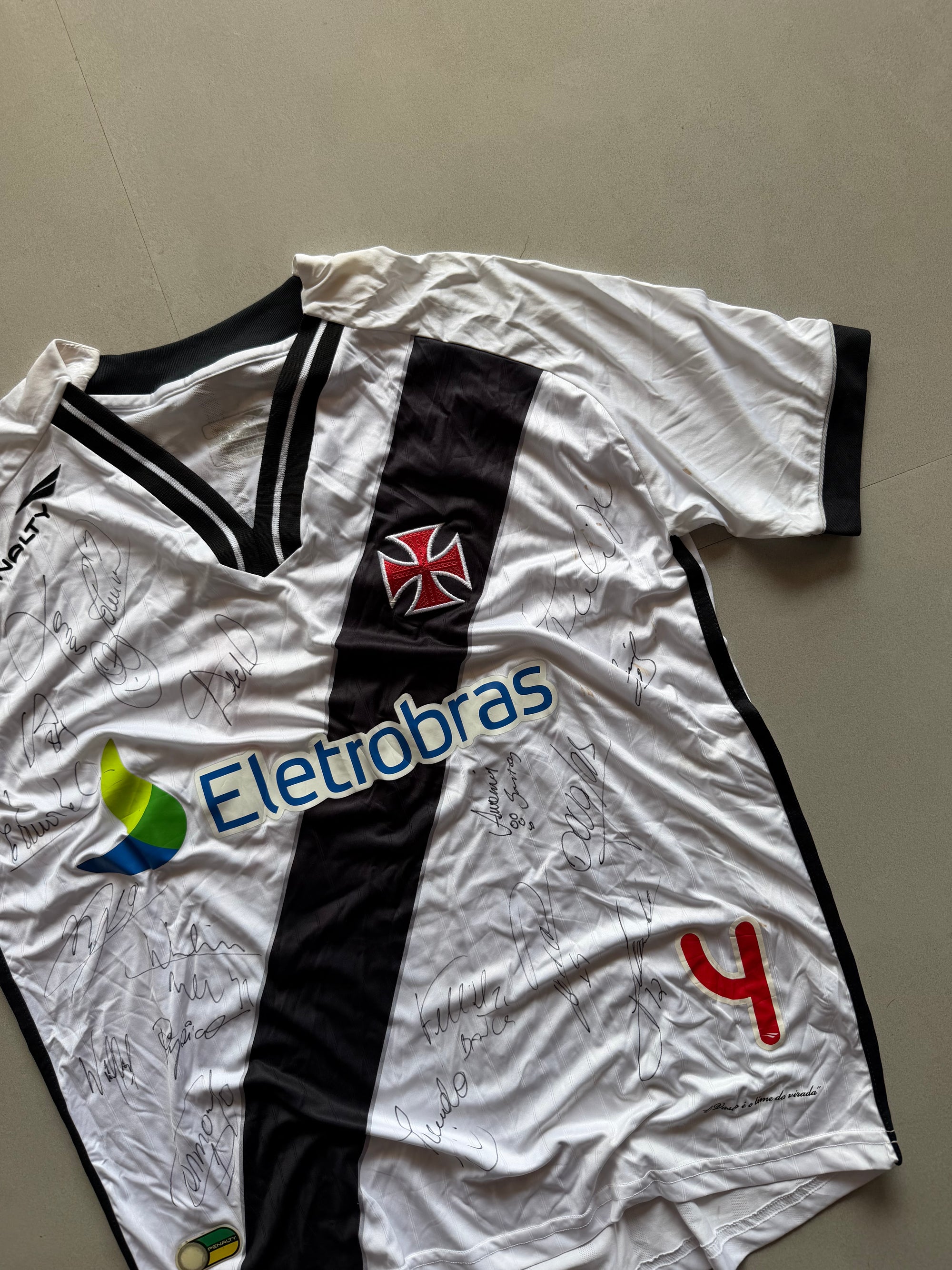 2010 CAMISA VASCO DA GAMA SIGNED JERSEY - L