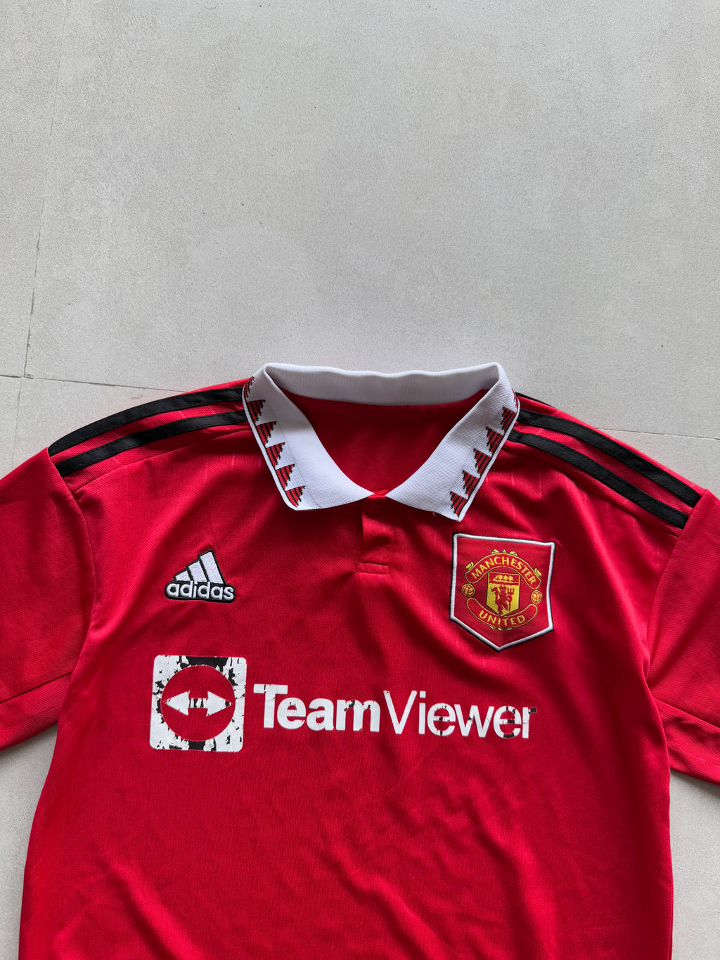 2022 ADIDAS MANCHESTER UNITED JERSEY- M