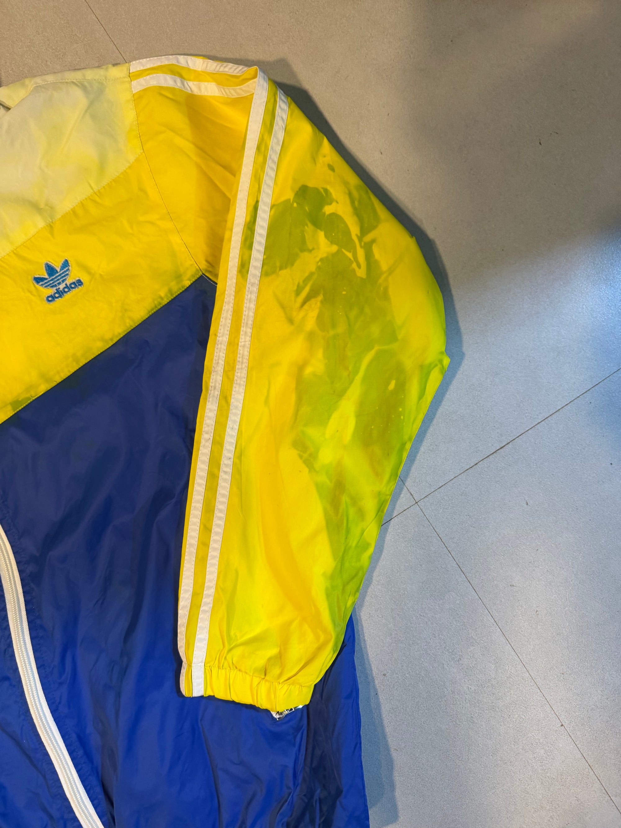 ADIDAS ORGINALS STRIPED JACKET - M