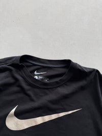 NIKE BLACK FOOTBALL TEE - M