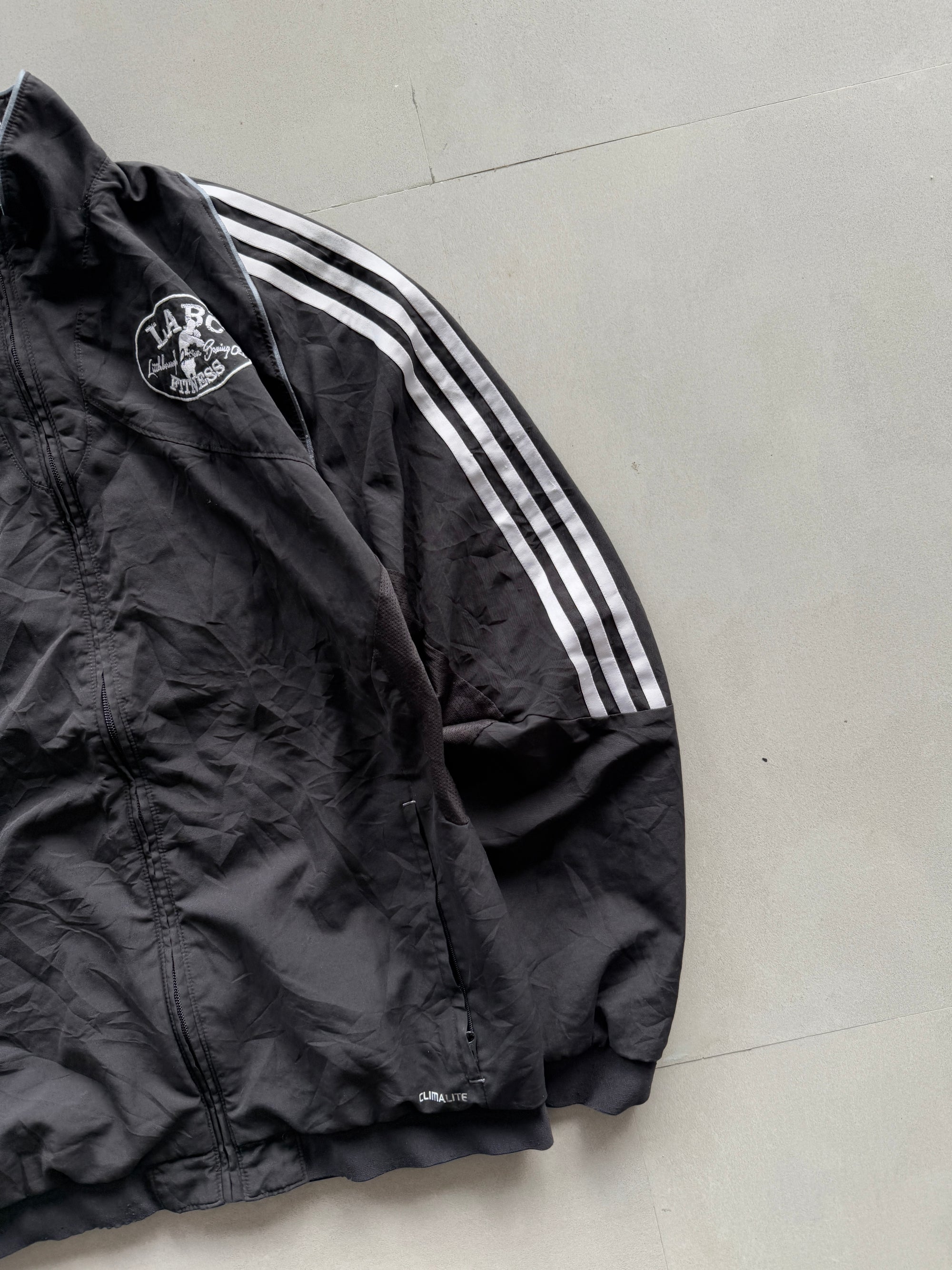 VINTAGE ADIDAS STRIPED JACKET - S